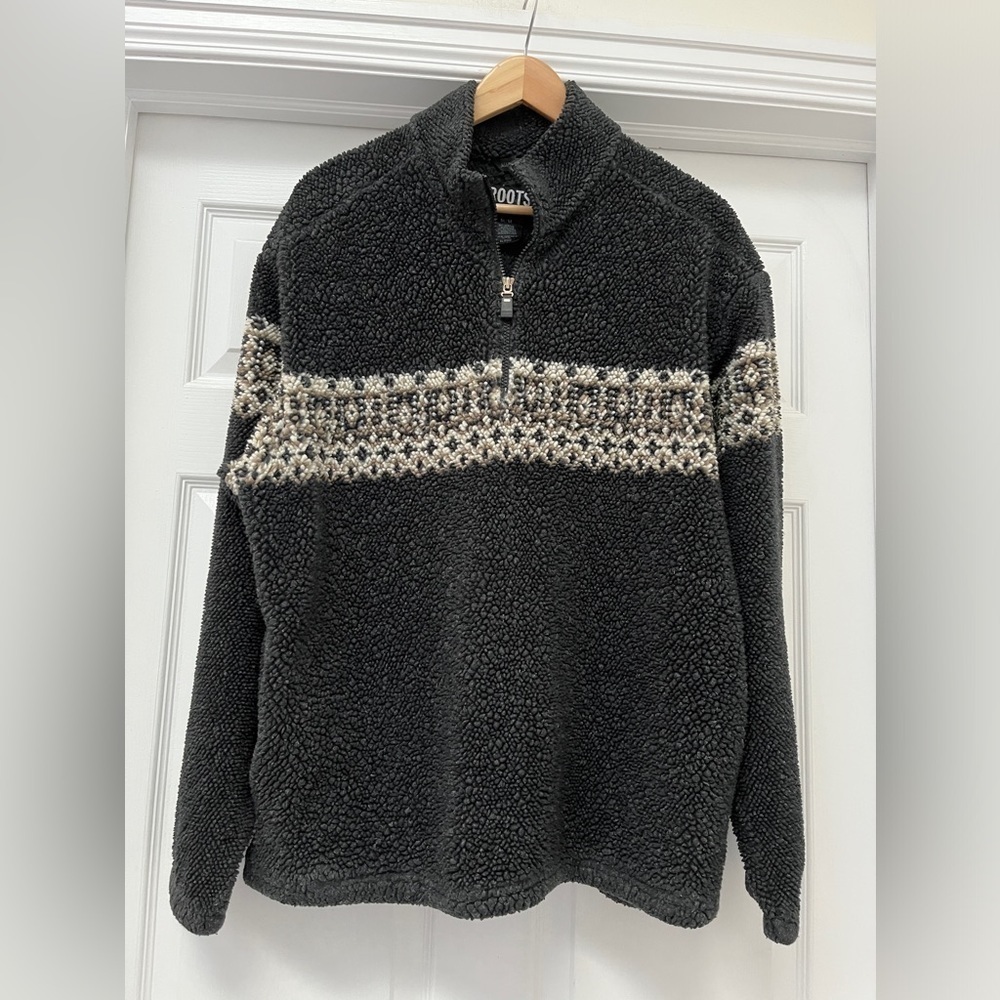 Roots Grey Fleece Quarter Zip Sweater men’s medium